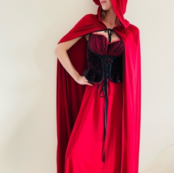 Costume Capes